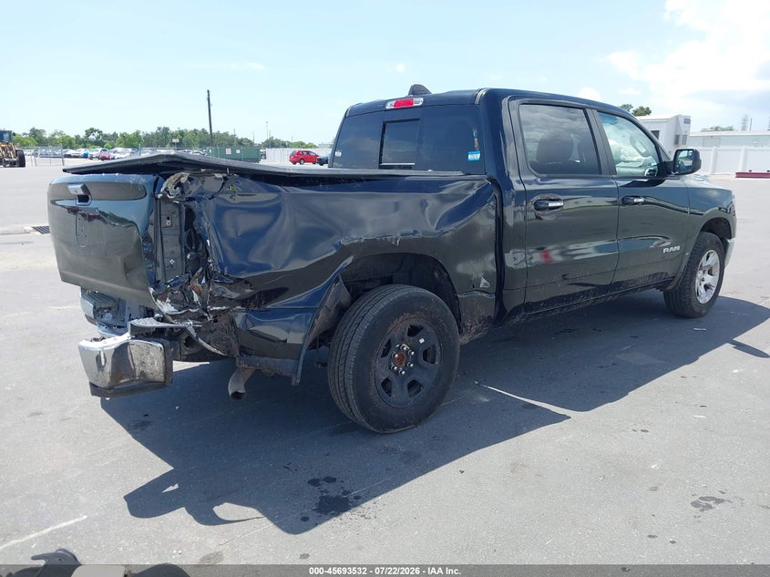 2019 Ram 1500 VIN 1C6RRFFG1KN727584 IAAI salvage auction — REAR END, Wait Title, sold $5,100 on 2026-08-31 (photo 4)