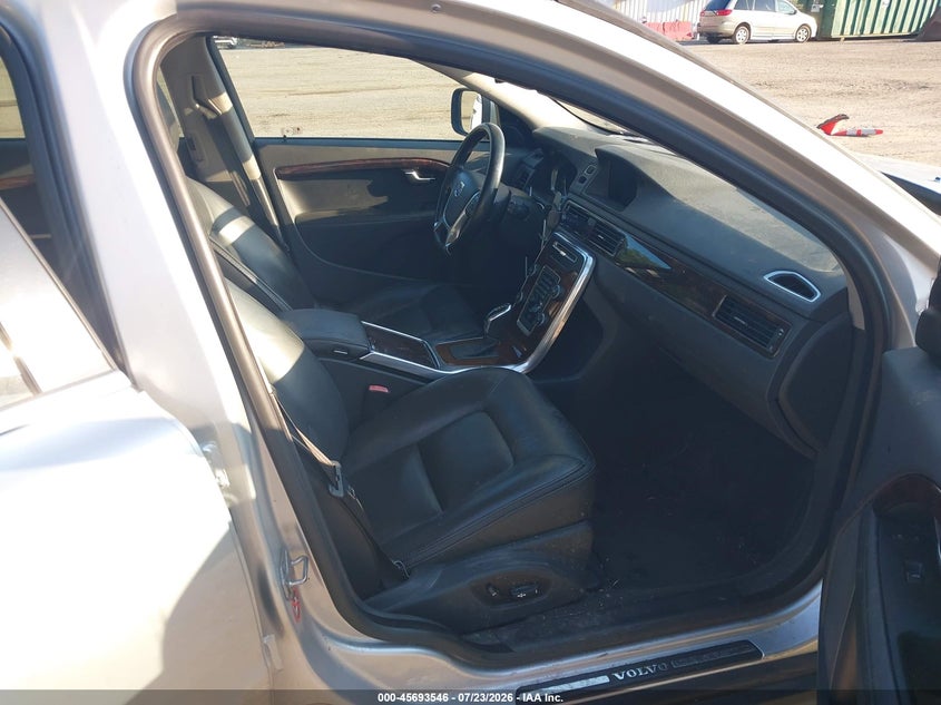 2014 Volvo Xc70 VIN YV4940BZ8E1178910 IAAI salvage auction — NORMAL WEAR, Clear-Dealer Only (Maryland), sold $125 on 2026-07-28 (photo 5)