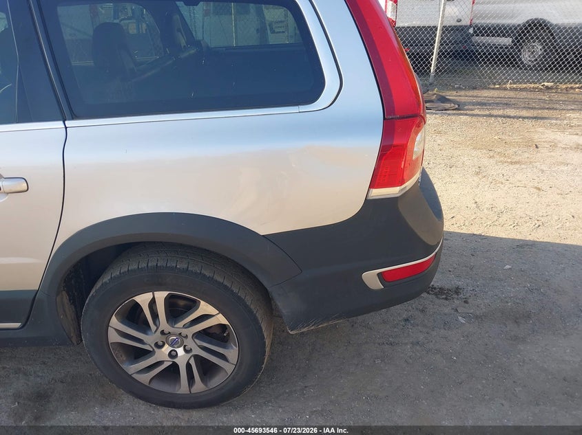 2014 Volvo Xc70 VIN YV4940BZ8E1178910 IAAI salvage auction — NORMAL WEAR, Clear-Dealer Only (Maryland), sold $125 on 2026-07-28 (photo 6)
