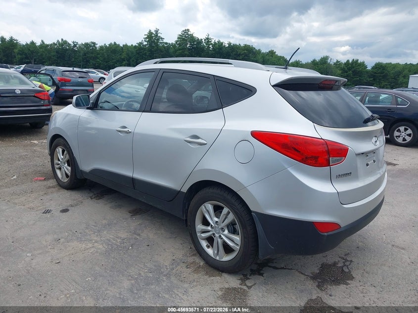 2011 Hyundai Tucson VIN KM8JUCAC4BU190704 IAAI salvage auction — NORMAL WEAR, Clear (Massachusetts), sold $1,450 on 2026-07-31 (photo 3)