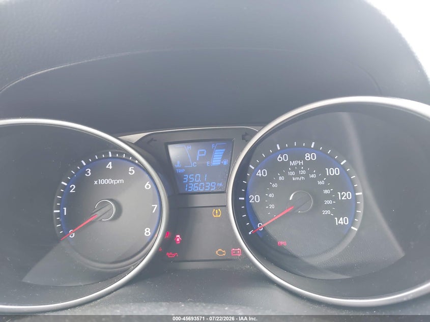 2011 Hyundai Tucson VIN KM8JUCAC4BU190704 IAAI salvage auction — NORMAL WEAR, Clear (Massachusetts), sold $1,450 on 2026-07-31 (photo 7)
