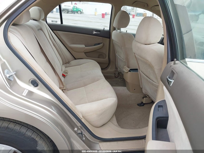 2005 Honda Accord VIN JHMCM56465C003899 IAAI salvage auction — THEFT, Salvage (California), sold $875 on 2026-08-02 (photo 8)