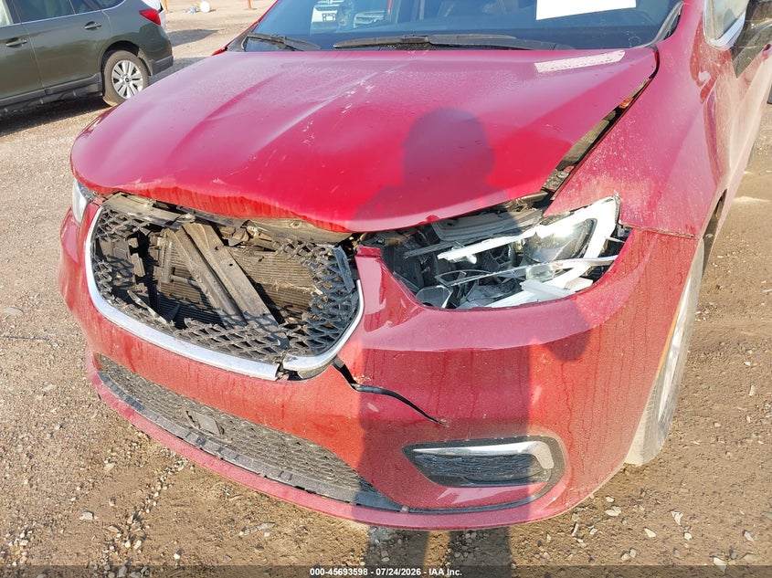 2025 Chrysler Pacifica VIN 2C4RC1BGXSR509777 IAAI salvage auction — FRONT END, Enterprise Vehicles Clear Only (Ohio), sold $9,700 on 2026-07-29 (photo 6)