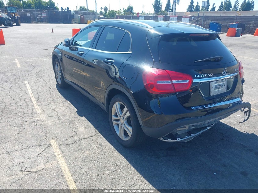 2017 Mercedes-benz Gla-klasse VIN WDCTG4GB4HJ333003 IAAI salvage auction — REAR END, Salvage (California), sold $4,100 on 2026-08-10 (photo 3)