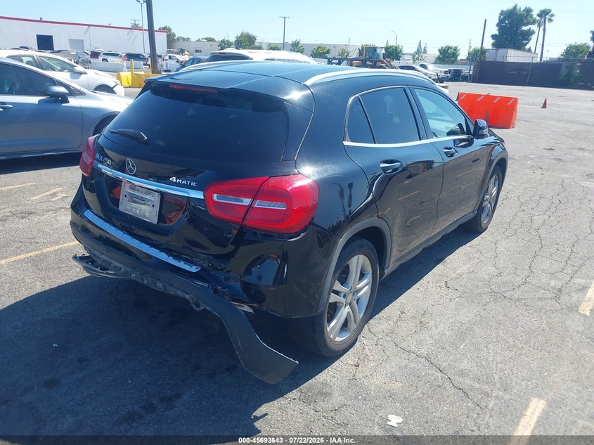 2017 Mercedes-benz Gla-klasse VIN WDCTG4GB4HJ333003 IAAI salvage auction — REAR END, Salvage (California), sold $4,100 on 2026-08-10 (photo 4)