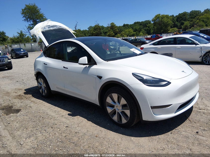 2023 Tesla Model y VIN 7SAYGAEE5PF703083 IAAI salvage auction — REAR END, Salvage (Pennsylvania), sold $25 on 2026-08-01 (photo 1)