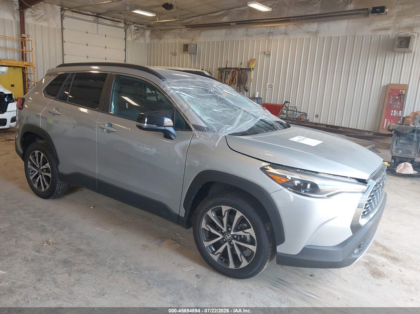 2025 Toyota Corolla cross VIN 7MUEAABG3SV122506 — IAAI salvage auction photo