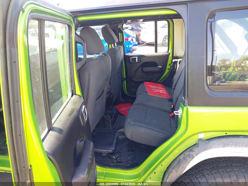 2025 Jeep Wrangler / VIN 1C4PJXDGXSW548454 IAAI salvage auction — FRONT & REAR, Salvage Title, sold $15,900 on 2026-10-02 (photo 8)