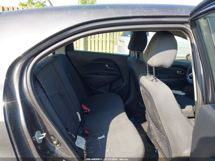 2013 Kia Rio VIN KNADN5A3XD6208380 IAAI salvage auction — NORMAL WEAR, Clear (Virginia), sold $25 on 2026-07-27 (photo 8)