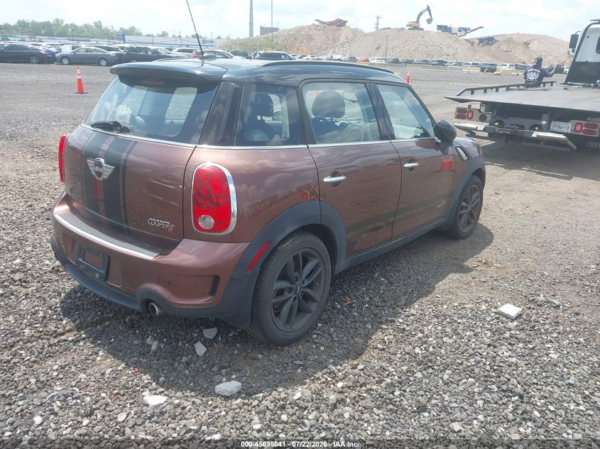 2013 Mini Countryman VIN WMWZC5C59DWP31805 IAAI salvage auction — NORMAL WEAR, Clear (New York), sold $525 on 2026-07-28 (photo 4)