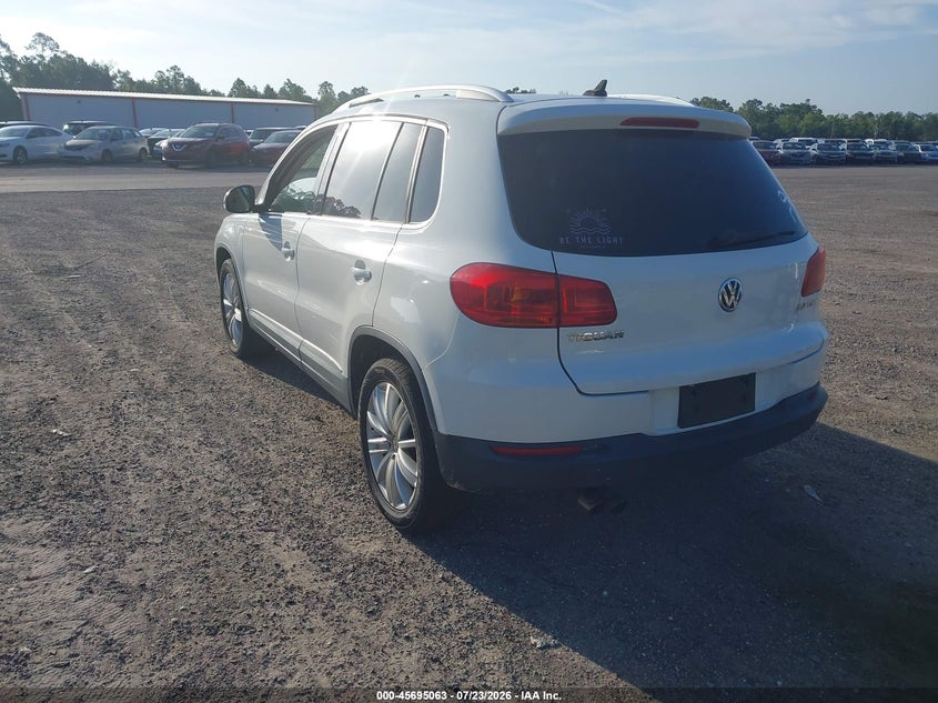 2012 Volkswagen Tiguan VIN WVGAV7AXXCW503672 IAAI salvage auction — NORMAL WEAR, Clear (Florida), sold $25 on 2026-07-28 (photo 3)