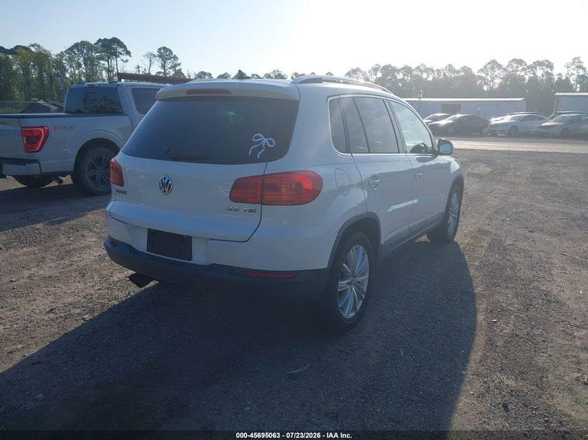 2012 Volkswagen Tiguan VIN WVGAV7AXXCW503672 IAAI salvage auction — NORMAL WEAR, Clear (Florida), sold $25 on 2026-07-28 (photo 4)