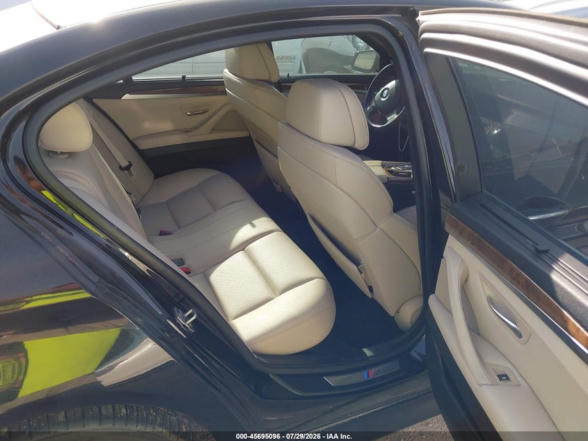 2013 BMW 5er VIN WBAFR9C53DDX80020 IAAI salvage auction — NORMAL WEAR, Original (Texas), sold $875 on 2026-08-04 (photo 8)