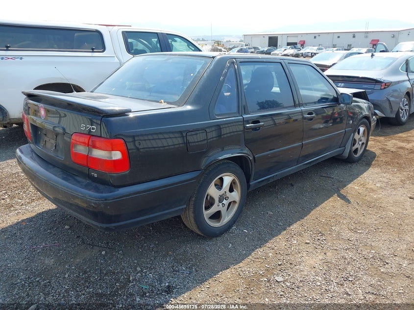 1999 Volvo S70 VIN YV1LS53DXX2568039 IAAI salvage auction — NORMAL WEAR, Clear (Idaho), sold $175 on 2026-08-04 (photo 4)