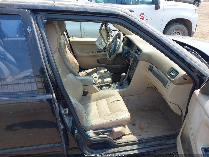 1999 Volvo S70 VIN YV1LS53DXX2568039 IAAI salvage auction — NORMAL WEAR, Clear (Idaho), sold $175 on 2026-08-04 (photo 5)