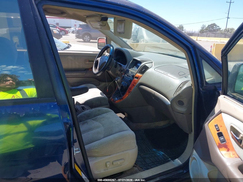 2001 Lexus Rx 300 VIN JTJHF10U310184858 IAAI salvage auction — NORMAL WEAR, Clear - Dealer Only (California), sold $25 on 2026-07-30 (photo 5)