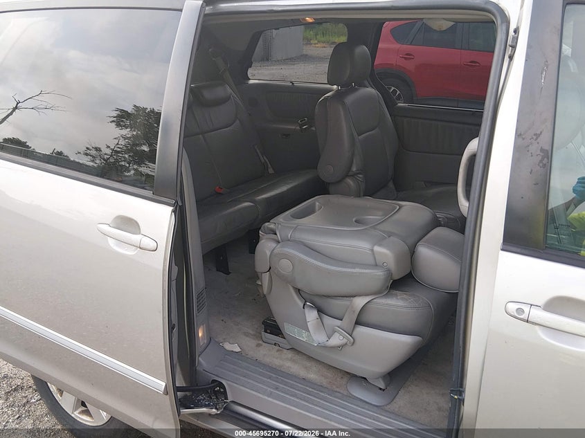 2005 Toyota Sienna VIN 5TDBA22C25S039296 IAAI salvage auction — NORMAL WEAR, Clear (New Jersey), sold $775 on 2026-07-28 (photo 8)