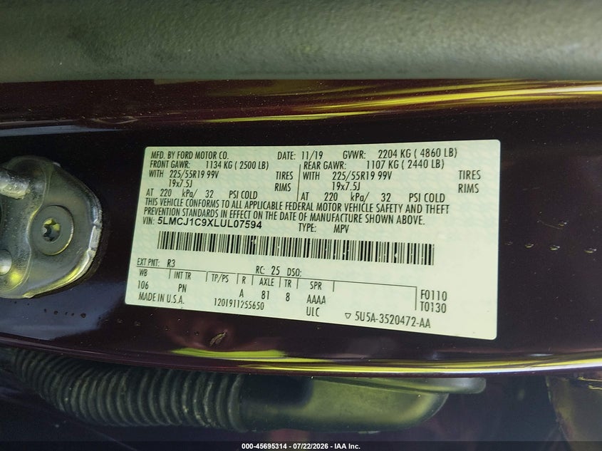 2020 Lincoln Corsair VIN 5LMCJ1C9XLUL07594 IAAI salvage auction — LEFT FRONT, Salvage Title, sold $3,400 on 2026-09-11 (photo 9)