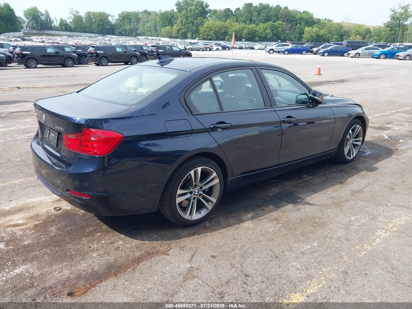 2015 BMW VIN WBA3B3G57FNR88767 IAAI salvage auction — NORMAL WEAR, Salvage Title, sold $1,850 on 2026-08-10 (photo 4)