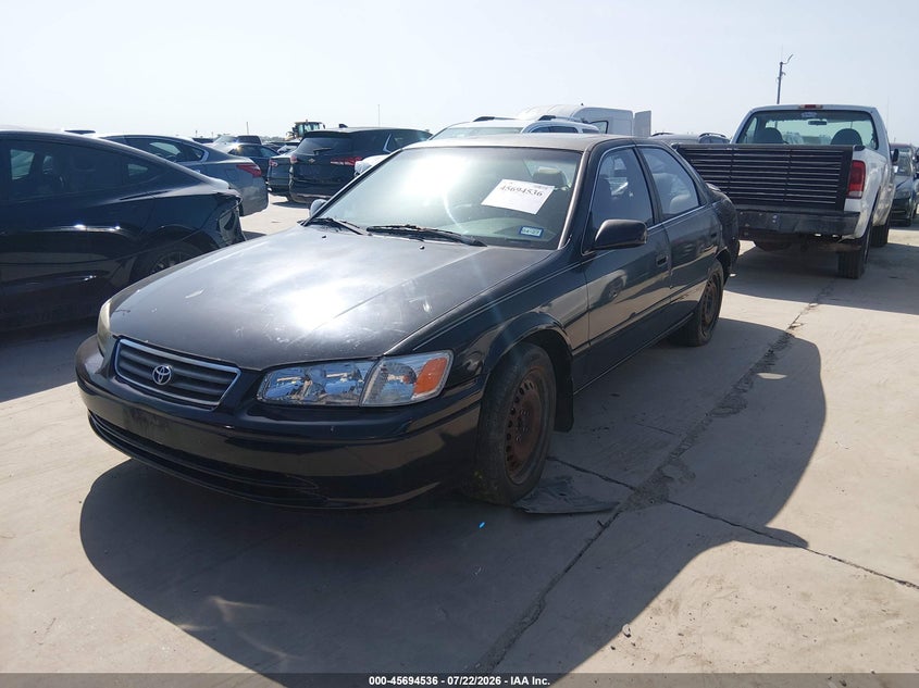 2000 Toyota Camry VIN JT2BG22K4Y0455520 IAAI salvage auction — NORMAL WEAR, Original (Texas), sold $200 on 2026-07-28 (photo 2)