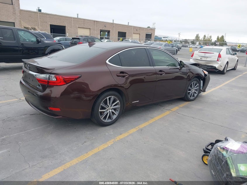 2018 Lexus ES VIN JTHBW1GG4J2169457 IAAI salvage auction — LEFT FRONT, Salvage (California), sold $6,000 on 2026-08-03 (photo 4)