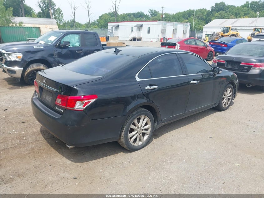 2010 Lexus Es 350 VIN JTHBK1EG3A2407443 IAAI salvage auction — NORMAL WEAR, Clear (New Jersey), sold $250 on 2026-07-28 (photo 4)