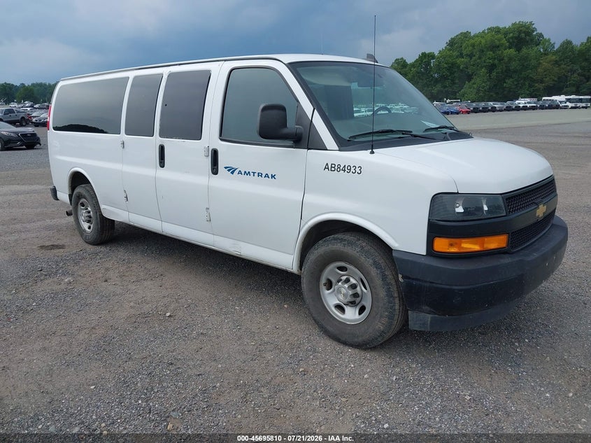 2022 Chevrolet Express 2500 VIN 1GAZGNFP9N1140353 — IAAI salvage auction photo