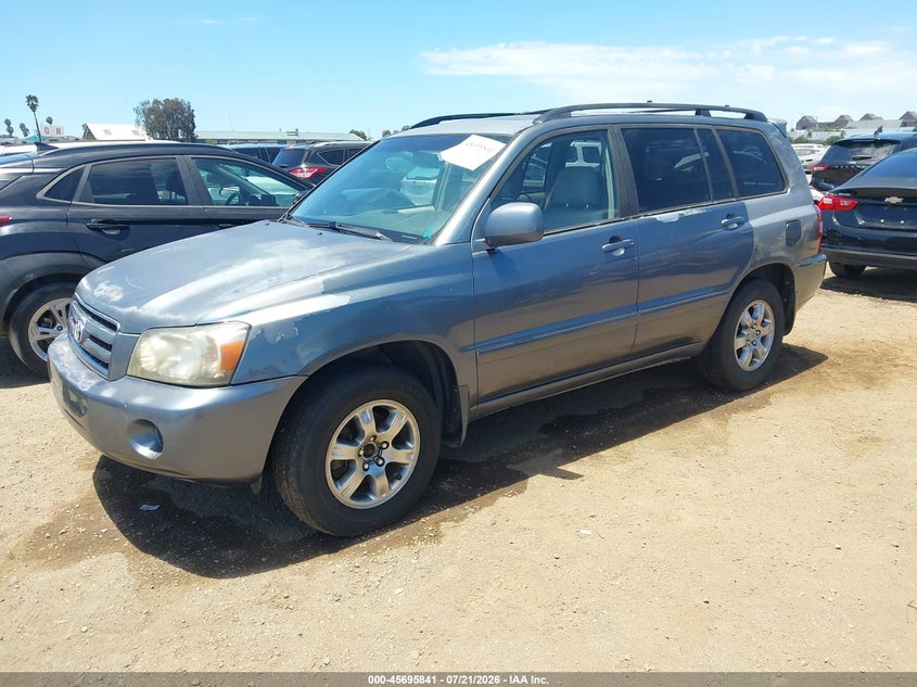 2004 Toyota Highlander VIN JTEDP21A240039805 IAAI salvage auction — NORMAL WEAR, Clear - Dealer Only (California), sold $625 on 2026-07-29 (photo 2)