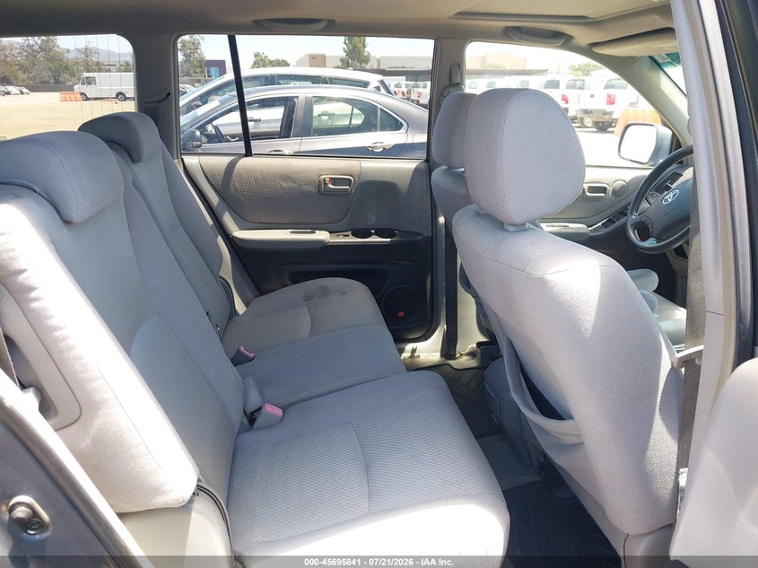 2004 Toyota Highlander VIN JTEDP21A240039805 IAAI salvage auction — NORMAL WEAR, Clear - Dealer Only (California), sold $625 on 2026-07-29 (photo 8)