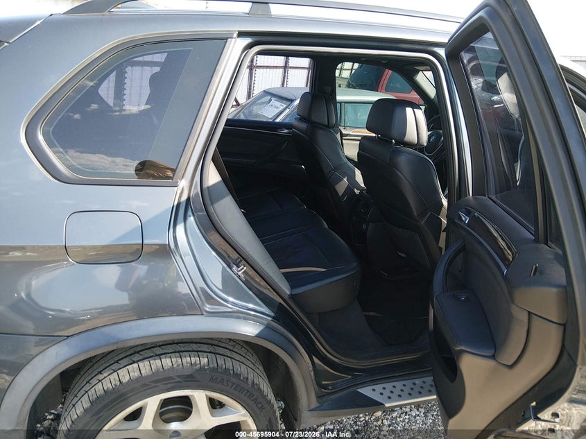 2011 BMW X5 VIN 5UXZW0C53BL659476 IAAI salvage auction — NORMAL WEAR, Salvage (Arkansas), sold $2,050 on 2026-07-30 (photo 8)