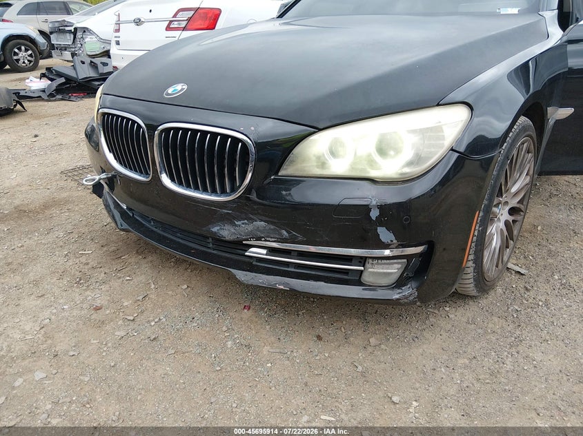 2013 BMW 7er VIN WBAYF8C54DDE59358 IAAI salvage auction — NORMAL WEAR, Clear (Tennessee), sold $25 on 2026-07-29 (photo 6)