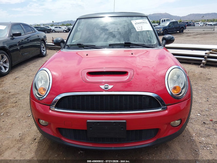 2010 Mini Cooper VIN WMWMF7C59ATZ71110 IAAI salvage auction — NORMAL WEAR, Clear-Dealer Only (Arizona), sold $50 on 2026-07-28 (photo 6)