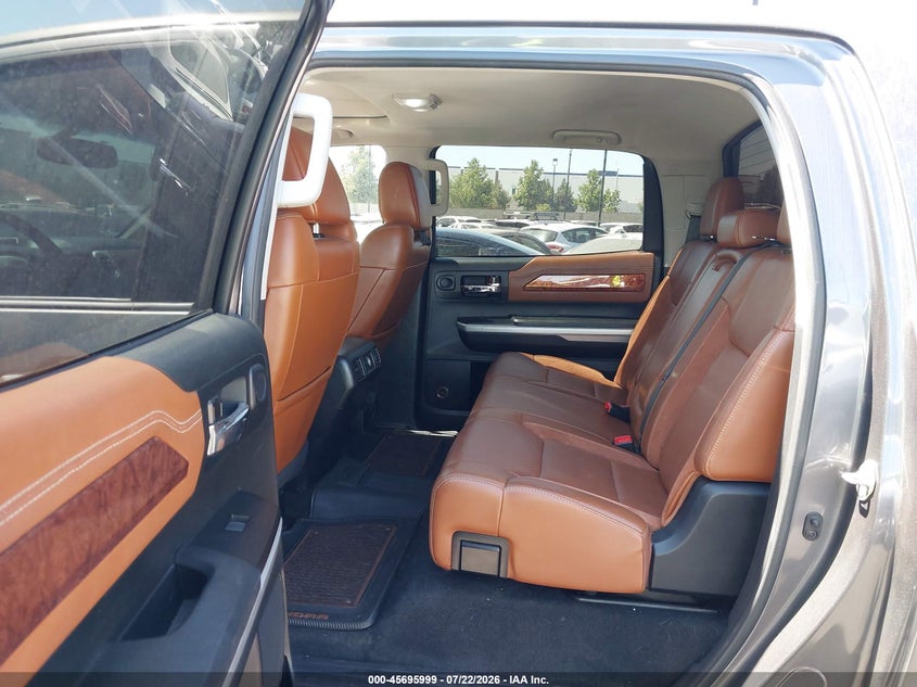 2017 Toyota Tundra VIN 5TFAY5F1XHX606189 IAAI salvage auction — THEFT, Wait Title, sold $14,000 on 2026-08-02 (photo 8)