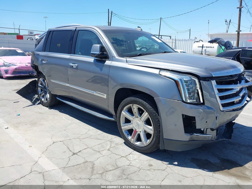2019 Cadillac Escalade VIN 1GYS3BKJ0KR102103 — IAAI salvage auction photo