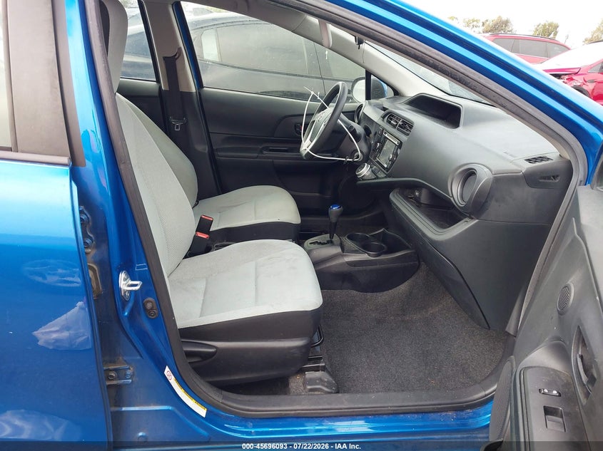 2015 Toyota Prius c VIN JTDKDTB32F1090311 IAAI salvage auction — NORMAL WEAR, Clear - Dealer Only (California), sold $25 on 2026-07-23 (photo 5)