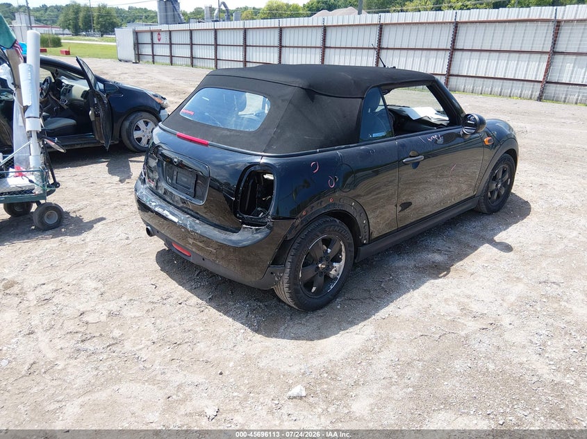 2019 Mini Convertible VIN WMWWG5C58K3H07522 IAAI salvage auction — REAR END, Wait Title, sold $2,900 on 2026-09-22 (photo 4)