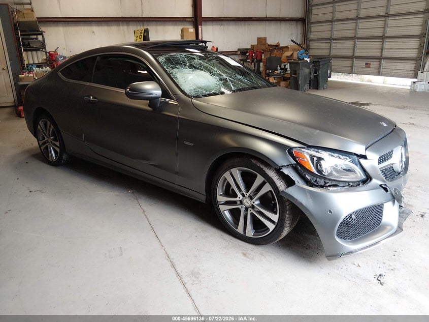 2017 Mercedes-benz C-klasse VIN WDDWJ4JB4HF342273 IAAI salvage auction — FRONT END, Salvage Title, sold $2,950 on 2026-08-19 (photo 1)