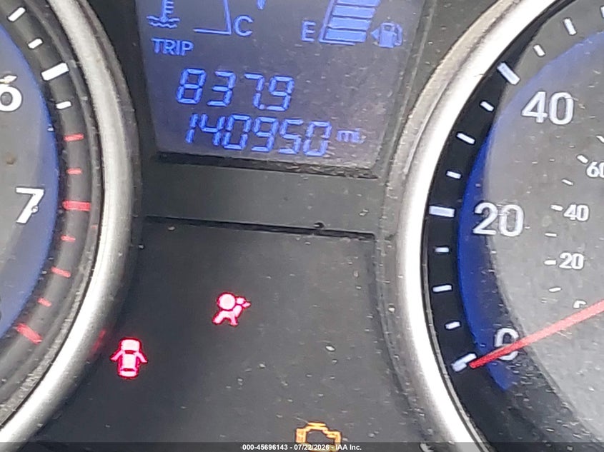 2010 Hyundai Tucson VIN KM8JU3AC8AU103899 IAAI salvage auction — NORMAL WEAR, Clear (New York), sold $450 on 2026-07-28 (photo 7)