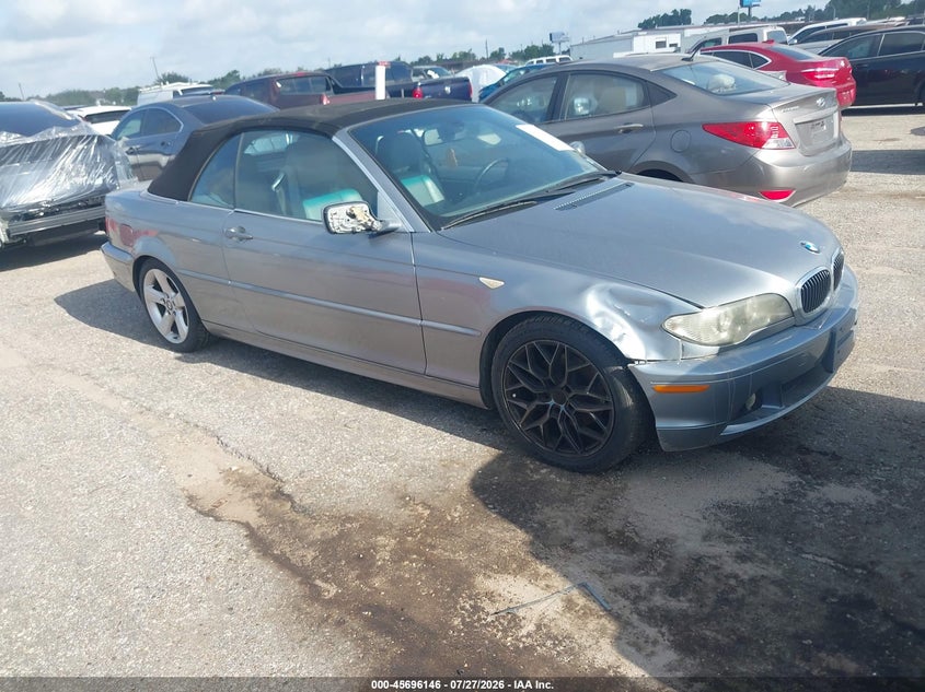 2006 BMW 3 series VIN WBABW33406PX84135 IAAI salvage auction — RIGHT FRONT, Original (Texas), sold $900 on 2026-08-19 (photo 1)