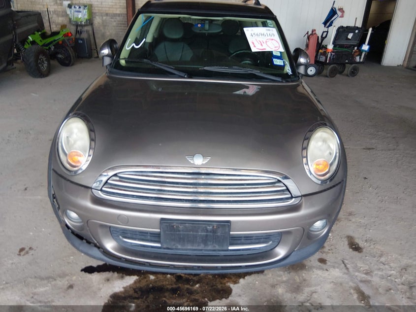 2012 Mini Cooper clubman VIN WMWZF3C55CT189419 IAAI salvage auction — NORMAL WEAR, Original (Texas), sold $600 on 2026-08-10 (photo 6)