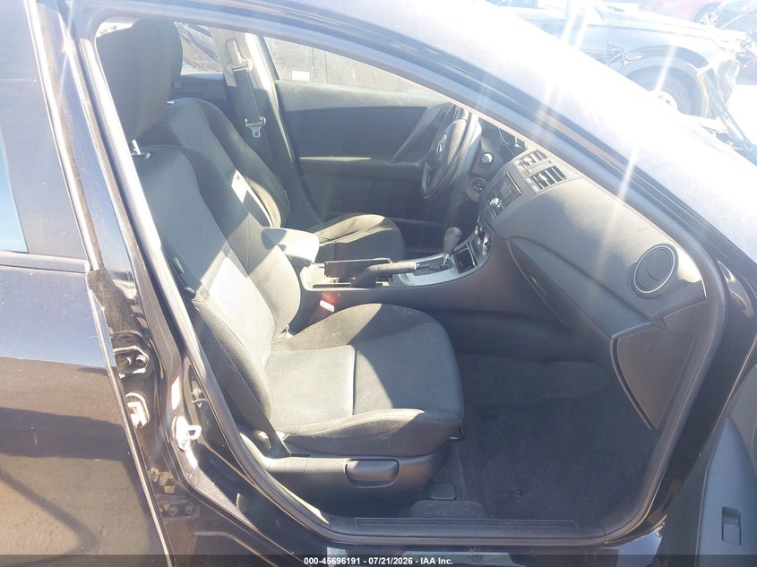 2010 Mazda 3 VIN JM1BL1SG1A1340415 IAAI salvage auction — NORMAL WEAR, Clear - Dealer Only (California), sold $350 on 2026-07-23 (photo 5)