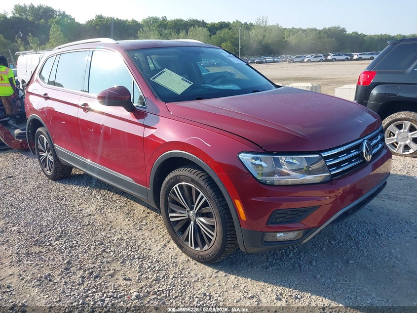 2019 Volkswagen Tiguan VIN 3VV2B7AXXKM074700 IAAI salvage auction — REAR END, Wait Title, sold $4,650 on 2026-09-06 (photo 1)