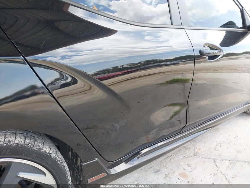 2020 Hyundai Veloster VIN KMHTH6ABXLU021424 IAAI salvage auction — NORMAL WEAR, Clear (Florida), sold $25 on 2026-07-28 (photo 6)