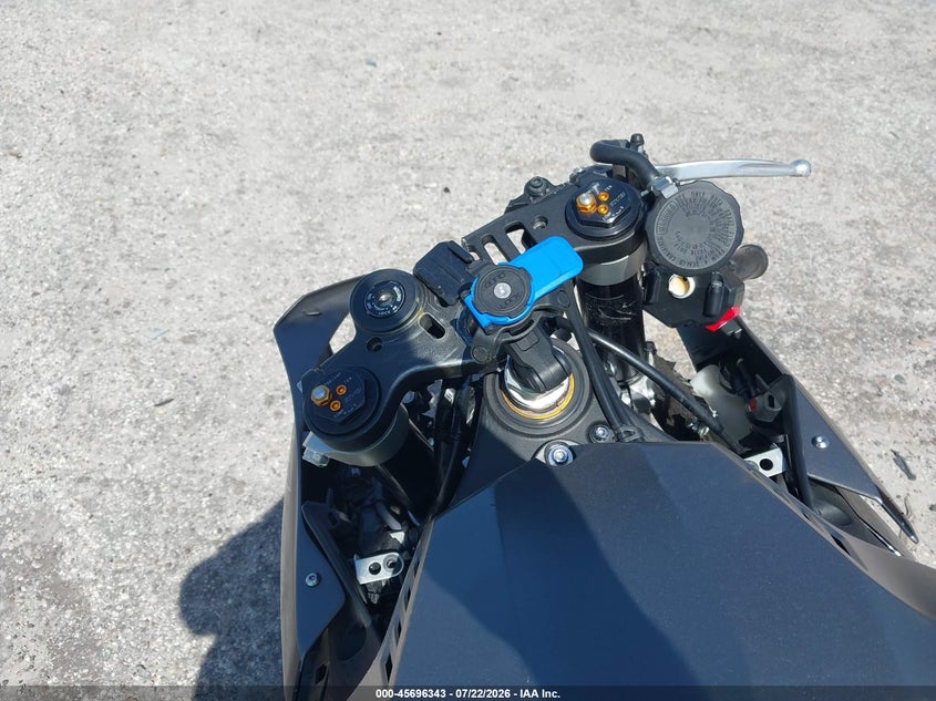 2016 Yamaha Yzf VIN JYARN42E7GA000277 IAAI salvage auction — ALL OVER, Salvage Title, sold $2,850 on 2026-10-17 (photo 7)