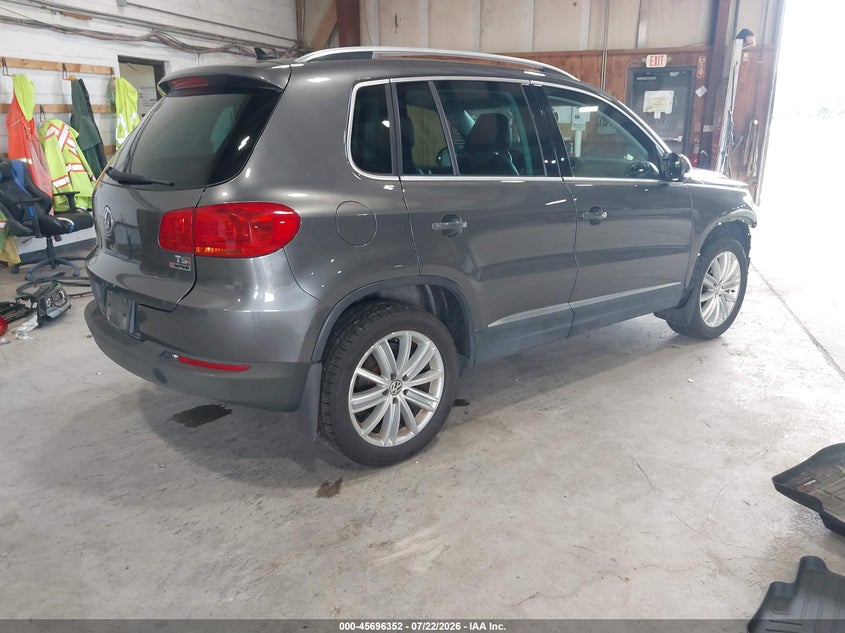 2016 Volkswagen Tiguan VIN WVGBV7AX1GW599217 IAAI salvage auction — FRONT END, Salvage Title, sold $3,400 on 2026-08-16 (photo 4)