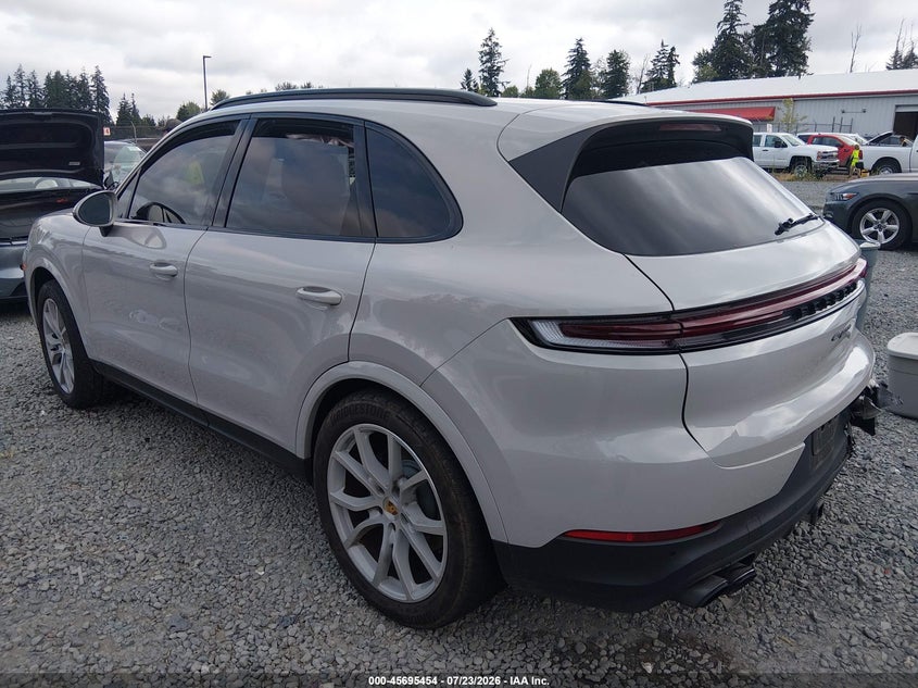2024 Porsche Cayenne VIN WP1AA2AY2RDA01320 IAAI salvage auction — RIGHT REAR, Salvage Title, sold $37,550 on 2026-08-19 (photo 3)