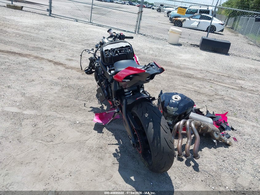 2024 Yamaha Yzf VIN JYARN66E3RA004836 IAAI salvage auction — ALL OVER, Wait Title, sold $4,250 on 2026-09-11 (photo 6)