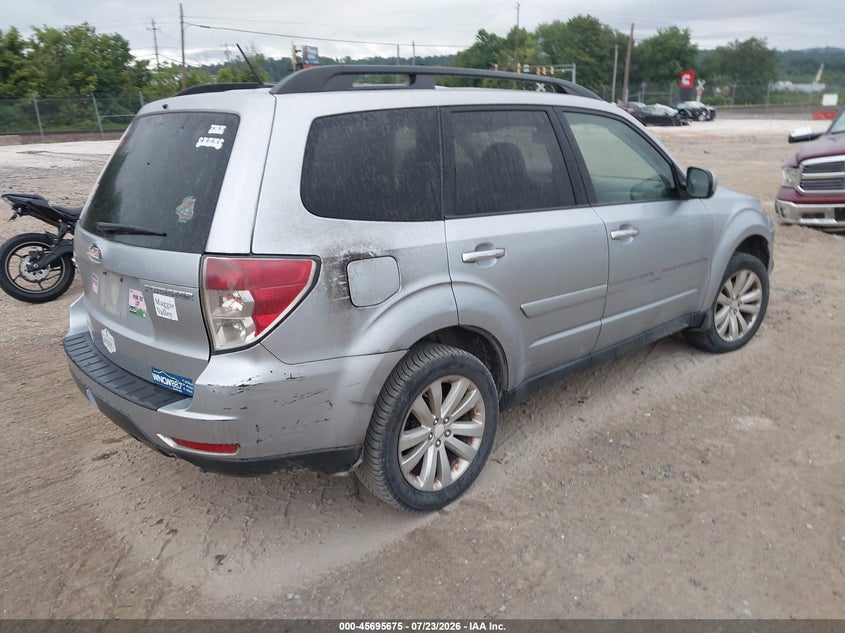 2012 Subaru Forester VIN JF2SHBDC7CH420296 IAAI salvage auction — NORMAL WEAR, Clear (North Carolina), sold $275 on 2026-07-31 (photo 4)