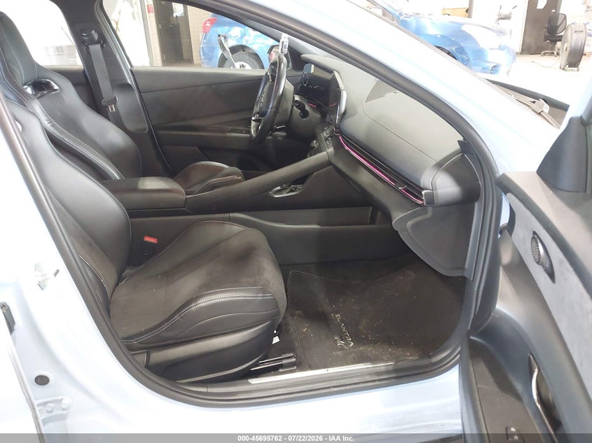 2022 Hyundai Elantra n VIN KMHLW4AK3NU006311 IAAI salvage auction — STORM DAMAGE, Salvage Title, sold $10,900 on 2026-08-16 (photo 5)