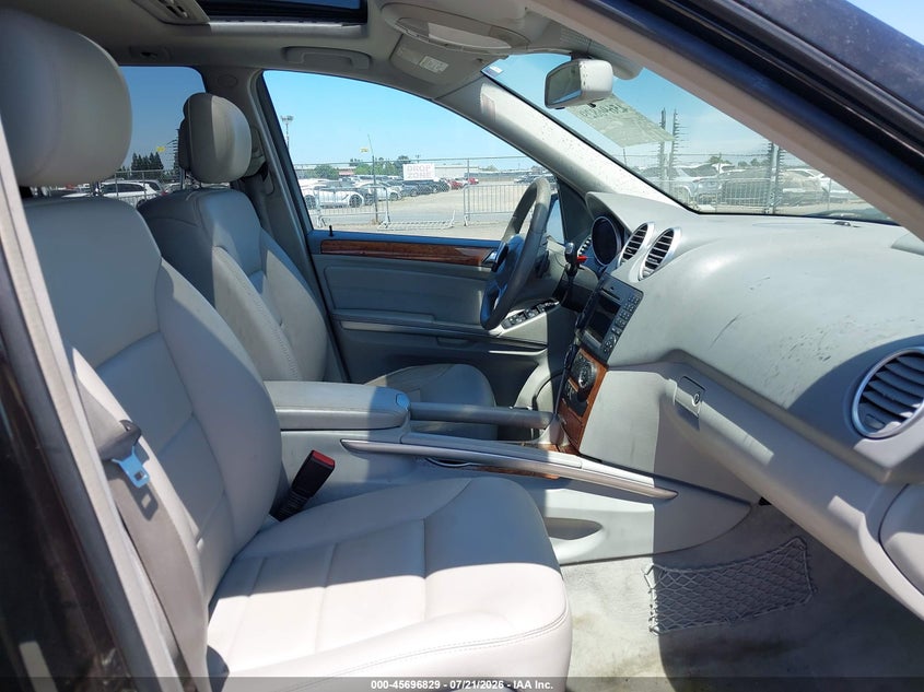 2009 Mercedes-benz Ml-class VIN 4JGBB86E49A488182 IAAI salvage auction — NORMAL WEAR, Clear - Dealer Only (California), sold $725 on 2026-09-01 (photo 5)